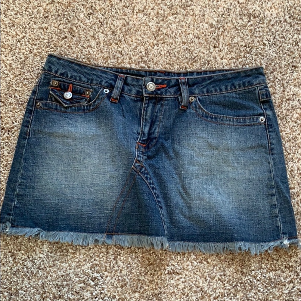 Classic jean skirt